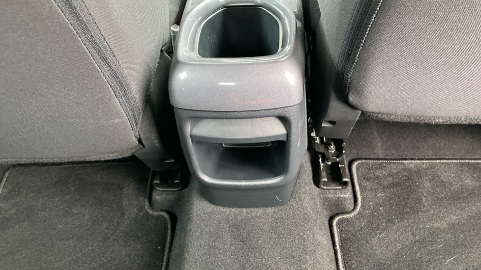Nissan Juke 1.0 DiG-T 114 Acenta 5dr Petrol Hatchback - Image 32