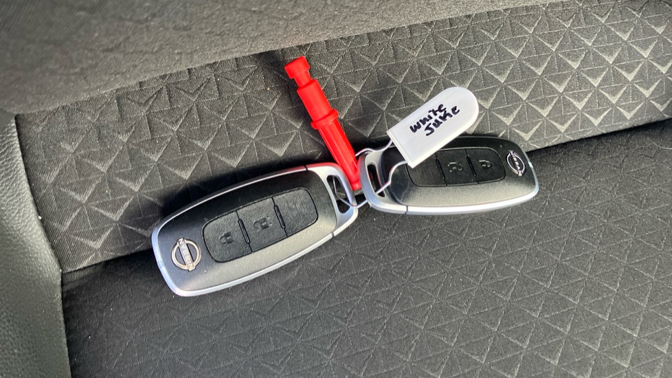 Nissan Juke 1.0 DiG-T 114 N-Connecta 5dr Petrol Hatchback - Image 20