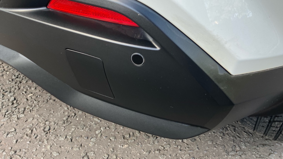 Nissan Juke 1.0 DiG-T 114 N-Connecta 5dr Petrol Hatchback - Image 26
