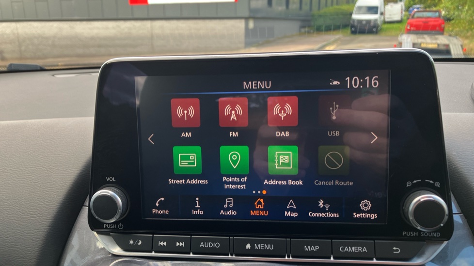 Nissan Juke 1.0 DiG-T 114 N-Connecta 5dr Petrol Hatchback - Image 44