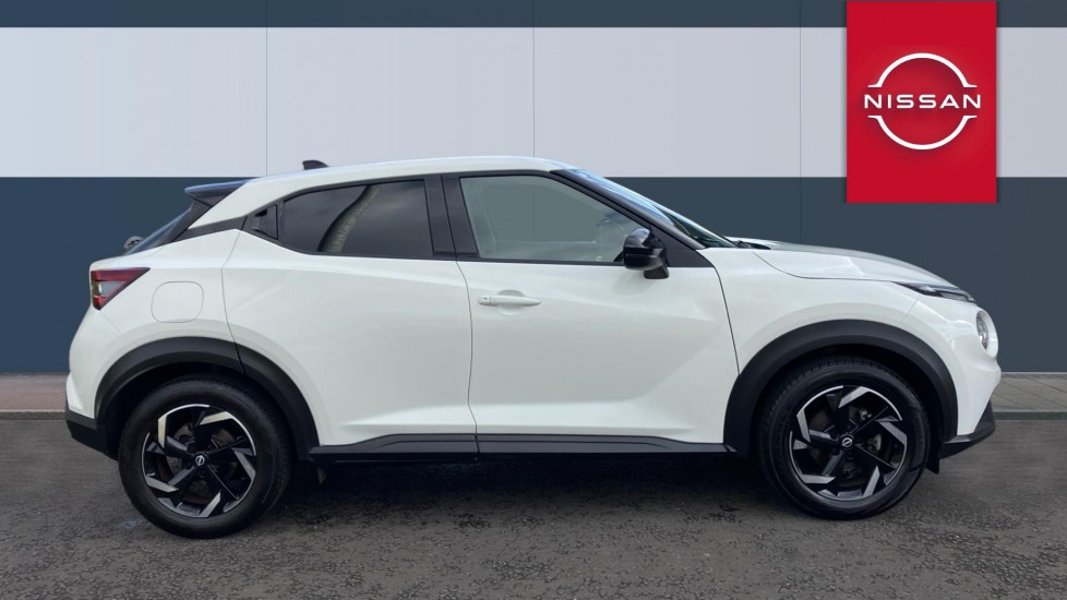 Nissan Juke 1.0 DiG-T 114 N-Connecta 5dr Petrol Hatchback - Image 5