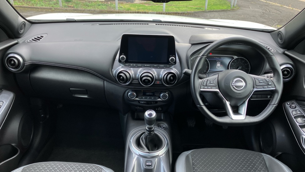 Nissan Juke 1.0 DiG-T 114 N-Connecta 5dr Petrol Hatchback - Image 10