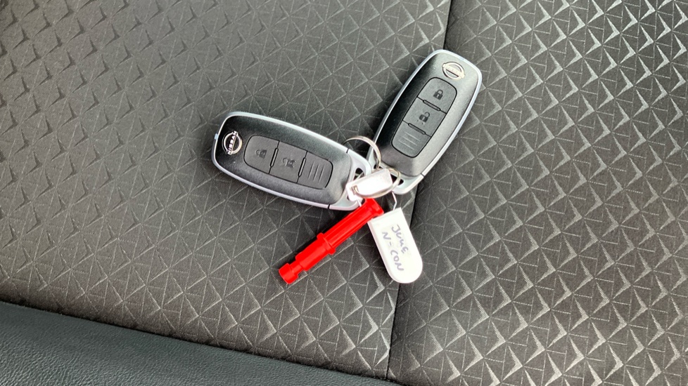 Nissan Juke 1.0 DiG-T 114 N-Connecta 5dr Petrol Hatchback - Image 20