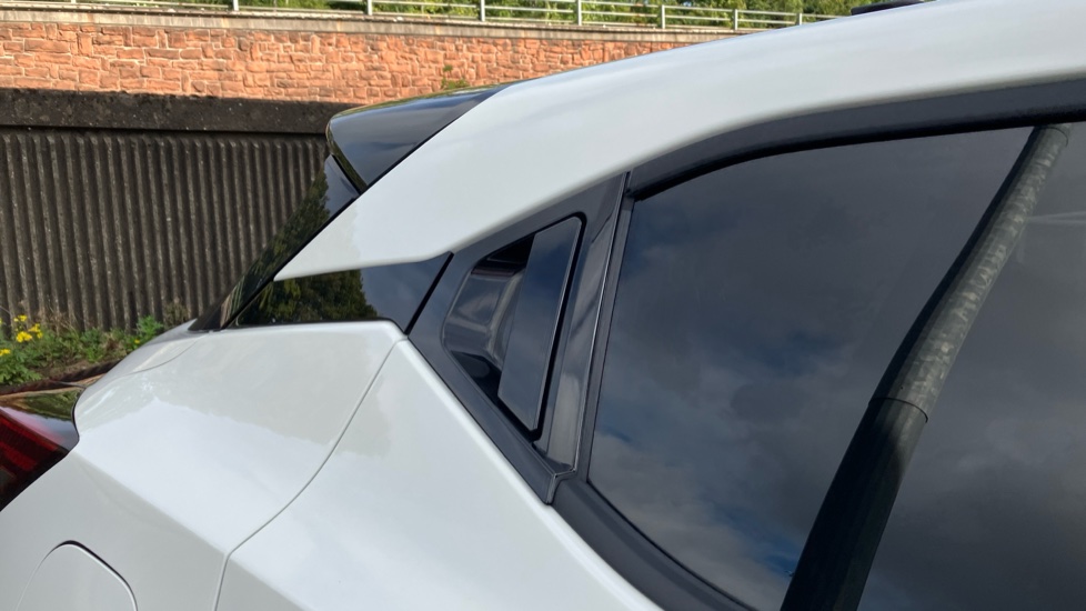 Nissan Juke 1.0 DiG-T 114 N-Connecta 5dr Petrol Hatchback - Image 24