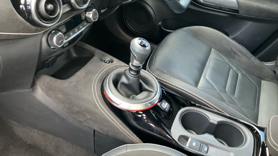 Nissan Juke 1.0 DiG-T 114 Tekna+ 5dr Petrol Hatchback - Image 13