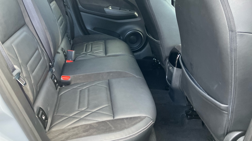 Nissan Juke 1.0 DiG-T 114 Tekna+ 5dr Petrol Hatchback - Image 16