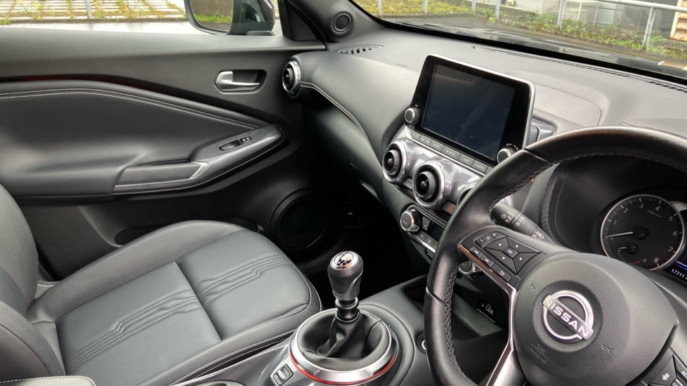 Nissan Juke 1.0 DiG-T 114 Tekna 5dr Petrol Hatchback - Image 14