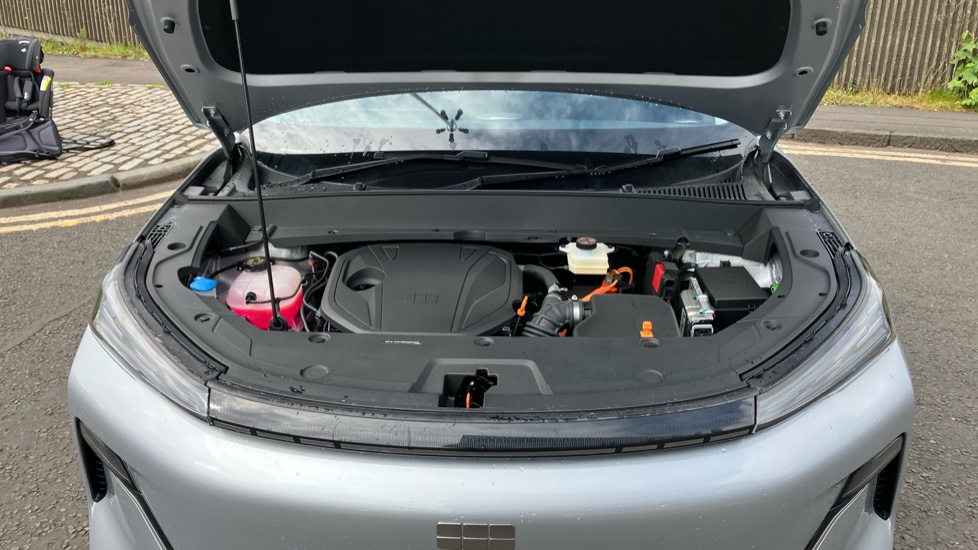Geely Starray 1.5 EM-i Max 5dr Auto Estate - Image 8