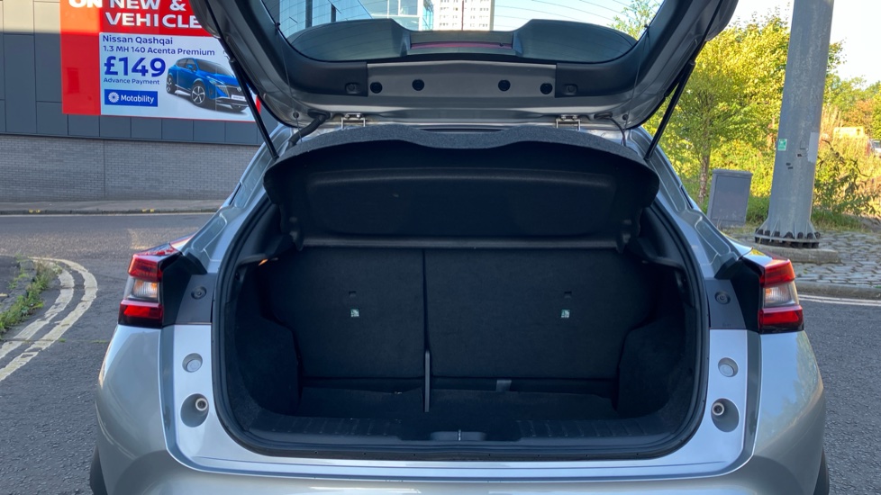 Nissan Juke 1.0 DiG-T 114 Acenta 5dr Petrol Hatchback - Image 4
