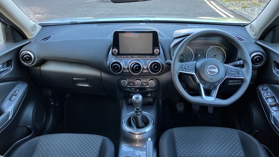 Nissan Juke 1.0 DiG-T 114 Acenta 5dr Petrol Hatchback - Image 10