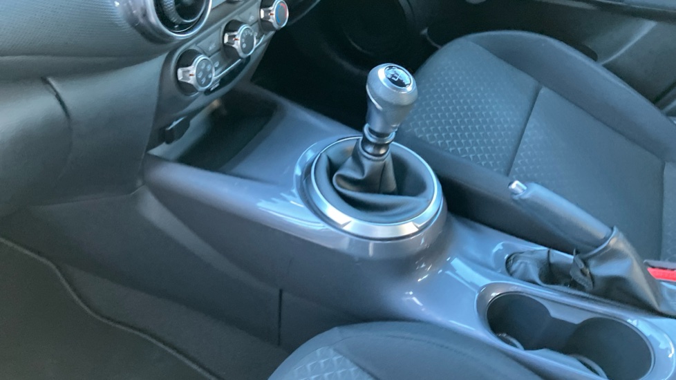 Nissan Juke 1.0 DiG-T 114 Acenta 5dr Petrol Hatchback - Image 13