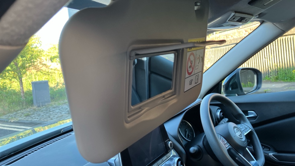 Nissan Juke 1.0 DiG-T 114 Acenta 5dr Petrol Hatchback - Image 34