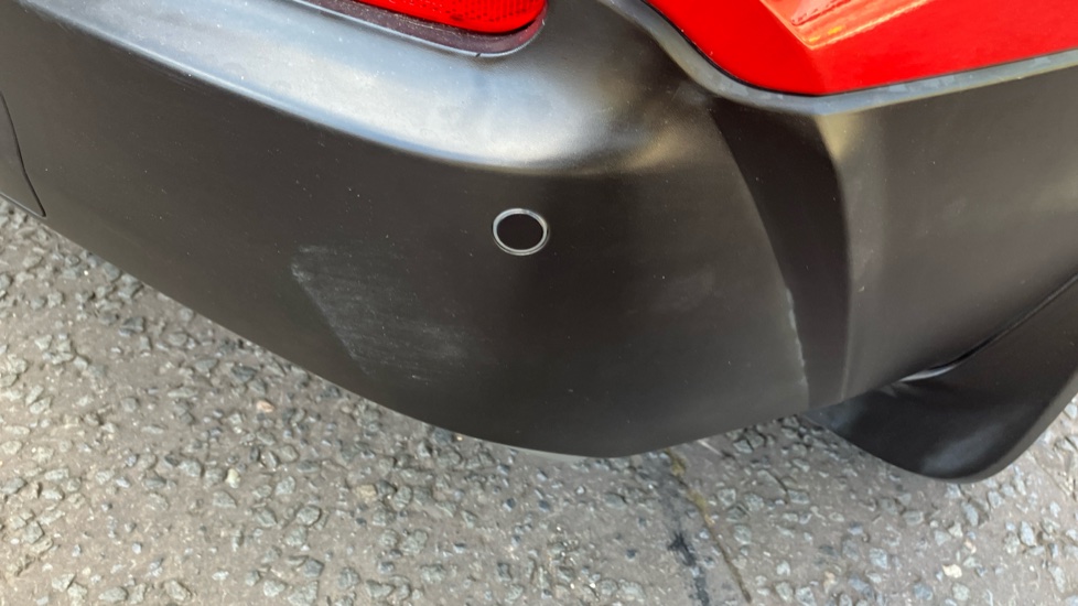Nissan Qashqai 1.3 DiG-T N-Connecta 5dr Petrol Hatchback - Image 25