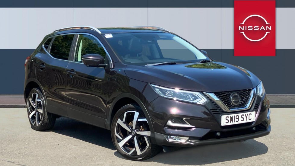 Nissan Qashqai 1.3 DiG-T 160 Tekna 5dr Petrol Hatchback - Image 1
