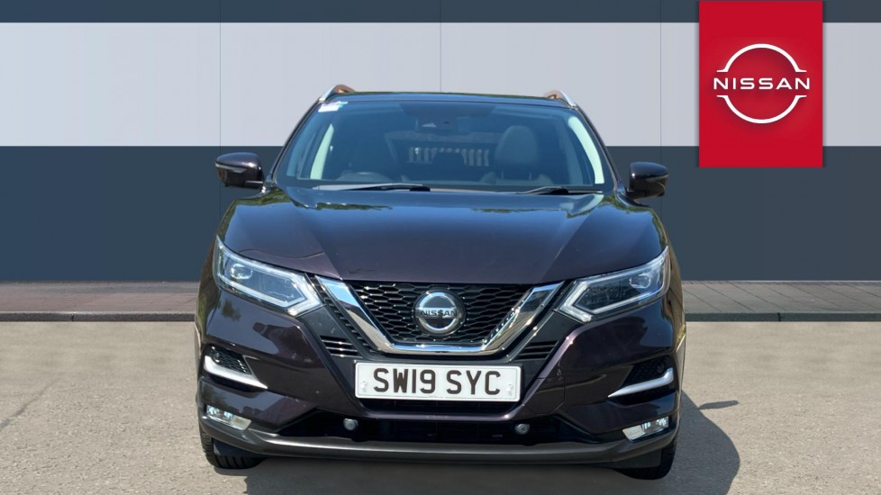 Nissan Qashqai 1.3 DiG-T 160 Tekna 5dr Petrol Hatchback - Image 3