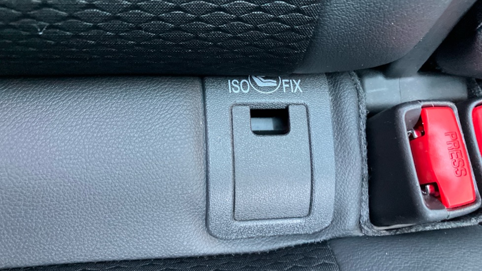 Nissan Qashqai 1.3 DiG-T 160 Tekna 5dr Petrol Hatchback - Image 34