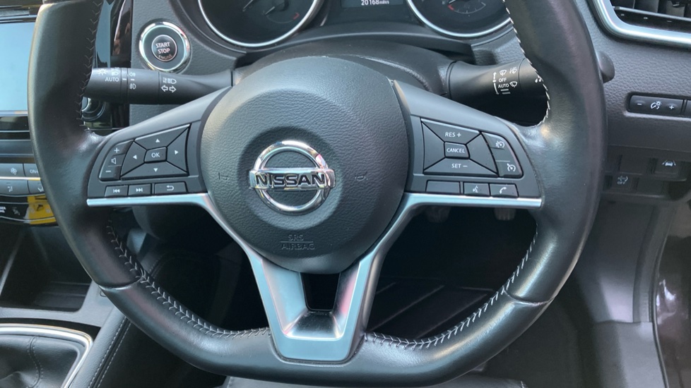 Nissan Qashqai 1.3 DiG-T 160 Tekna 5dr Petrol Hatchback - Image 45