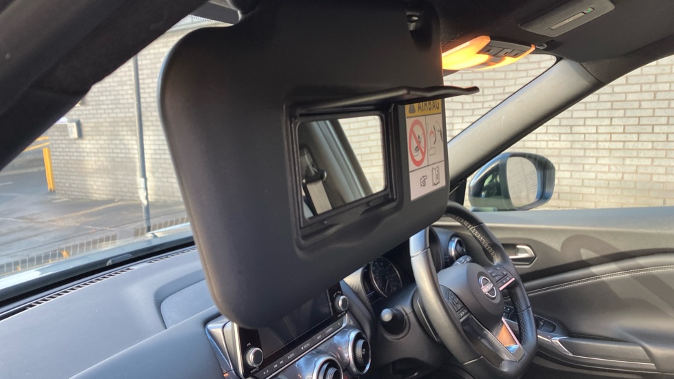 Nissan Juke 1.0 DiG-T 114 N-Connecta 5dr DCT Petrol Hatchback - Image 39