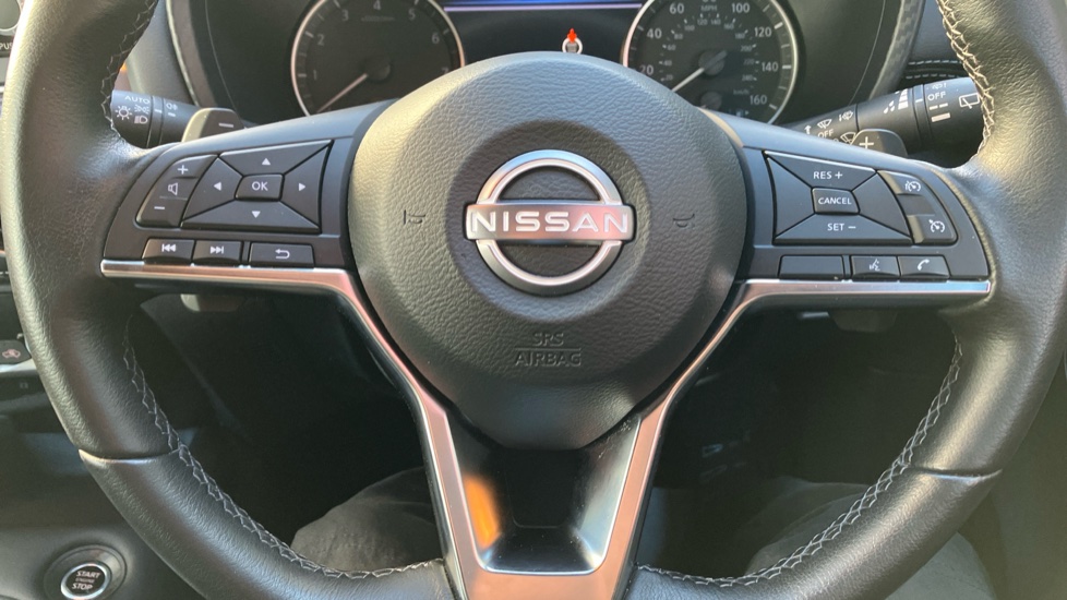 Nissan Juke 1.0 DiG-T 114 N-Connecta 5dr DCT Petrol Hatchback - Image 41