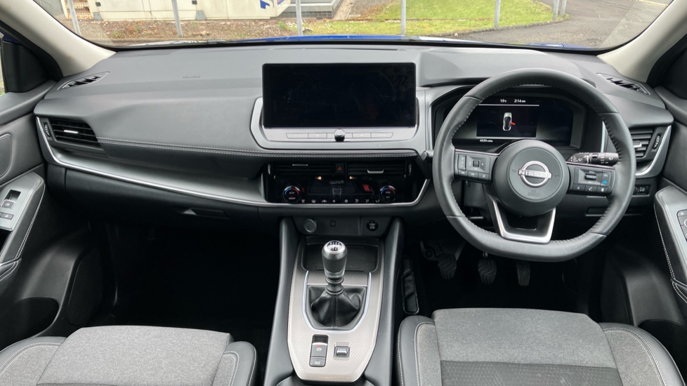 Nissan Qashqai 1.3 DiG-T MH N-Connecta 5dr Petrol Hatchback - Image 10
