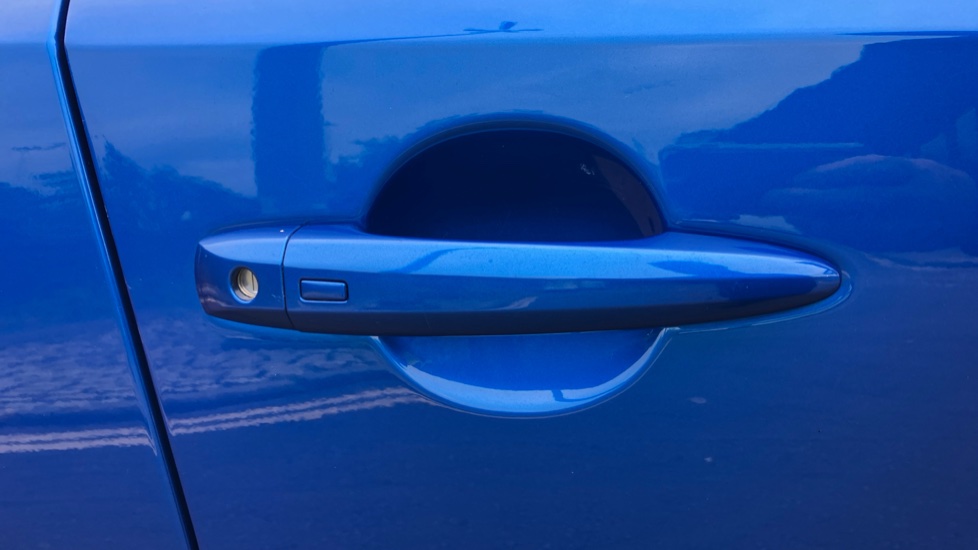 Nissan Qashqai 1.3 DiG-T MH N-Connecta 5dr Petrol Hatchback - Image 23