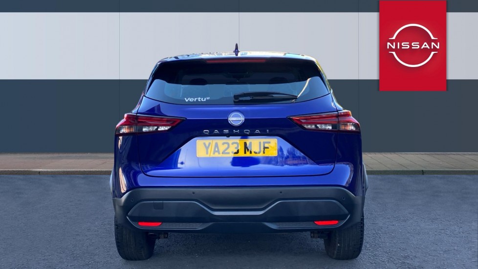 Nissan Qashqai 1.3 DiG-T MH Acenta Premium 5dr Petrol Hatchback - Image 6