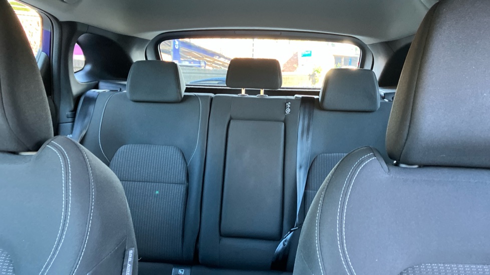 Nissan Qashqai 1.3 DiG-T MH Acenta Premium 5dr Petrol Hatchback - Image 15