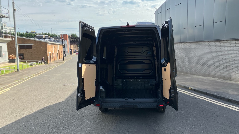 Nissan Interstar F35 L2 Diesel 2.0 dci 150ps H2 Tekna Van - Image 4