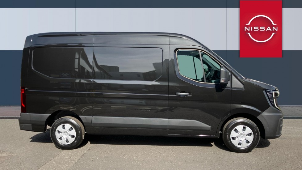 Nissan Interstar F35 L2 Diesel 2.0 dci 150ps H2 Tekna Van - Image 5