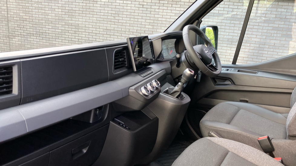 Nissan Interstar F35 L2 Diesel 2.0 dci 150ps H2 Tekna Van - Image 9