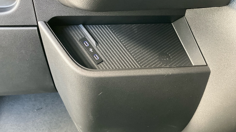 Nissan Interstar F35 L2 Diesel 2.0 dci 150ps H2 Tekna Van - Image 32