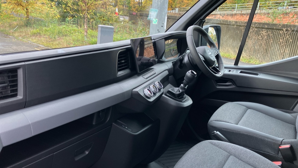 Nissan Interstar F35 L2 Diesel 2.0 dci 130ps H2 Acenta Van - Image 9