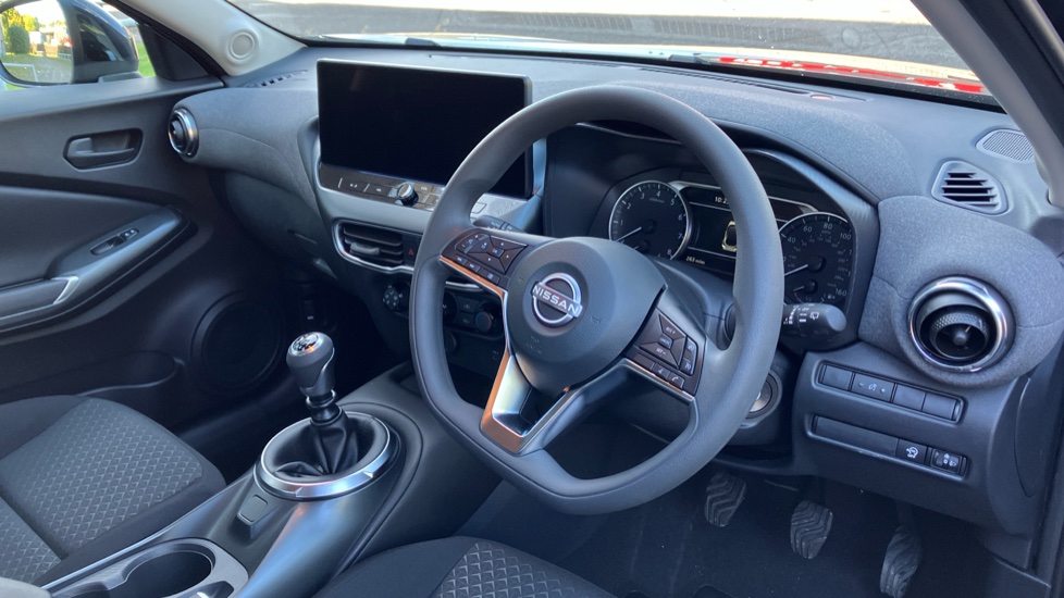 Nissan Juke 1.0 DiG-T Acenta Premium 5dr Petrol Hatchback - Image 11
