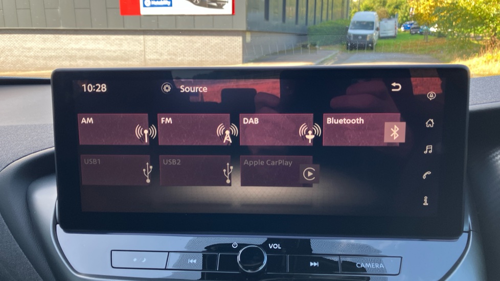 Nissan Juke 1.0 DiG-T Acenta Premium 5dr Petrol Hatchback - Image 38
