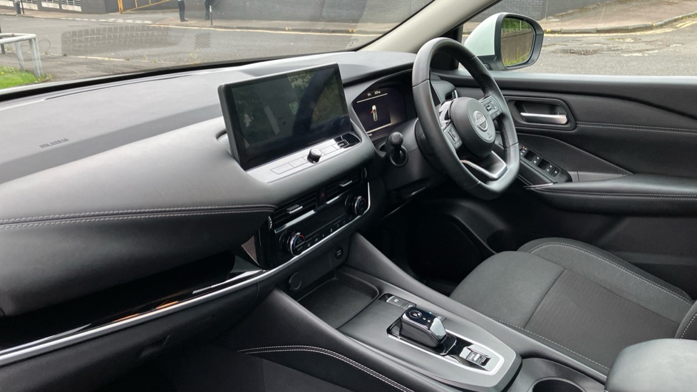 Nissan Qashqai 1.5 E-Power N-Connecta 5dr Auto Hybrid Hatchback - Image 9