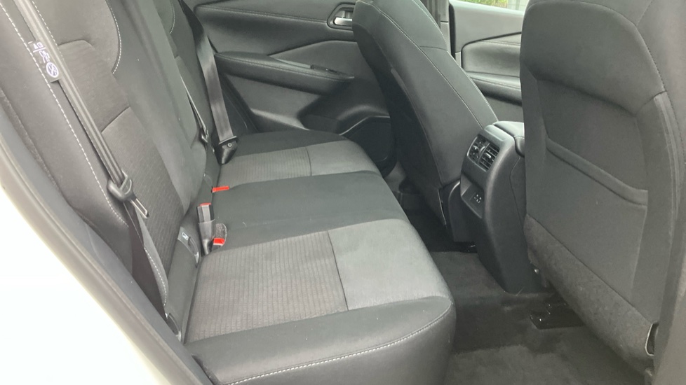 Nissan Qashqai 1.5 E-Power N-Connecta 5dr Auto Hybrid Hatchback - Image 16