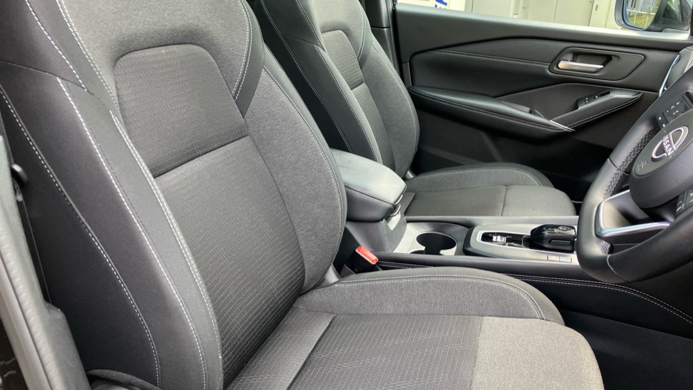 Nissan Qashqai 1.5 E-Power N-Connecta 5dr Auto Hybrid Hatchback - Image 28