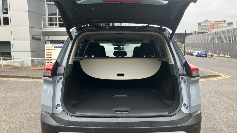 Nissan X-Trail 1.5 MHEV 163 N-Connecta 5dr Xtronic Petrol Station Wagon - Image 4