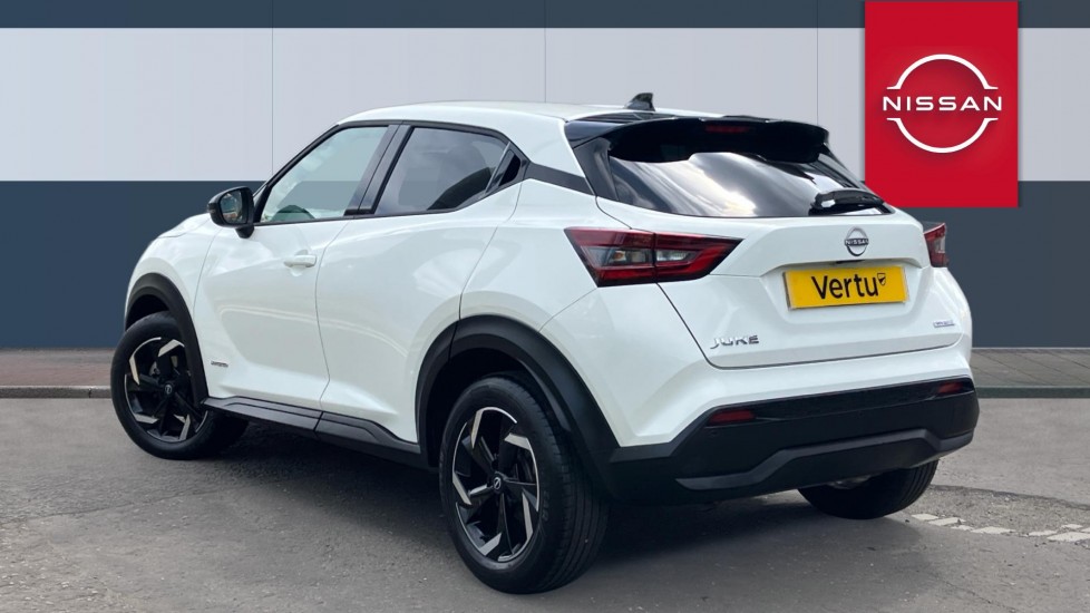Nissan Juke 1.6 Hybrid N-Connecta 5dr Auto Hybrid Hatchback - Image 2