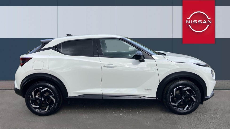 Nissan Juke 1.6 Hybrid N-Connecta 5dr Auto Hybrid Hatchback - Image 5