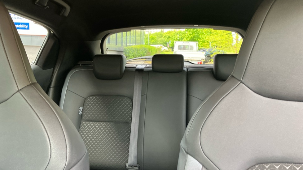 Nissan Juke 1.6 Hybrid N-Connecta 5dr Auto Hybrid Hatchback - Image 15