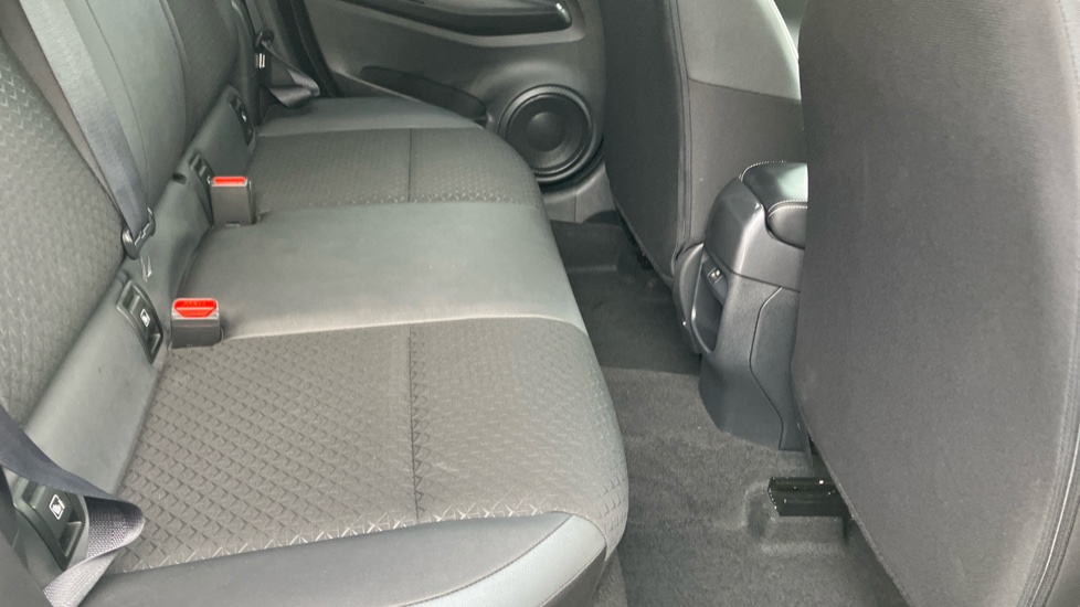 Nissan Juke 1.6 Hybrid N-Connecta 5dr Auto Hybrid Hatchback - Image 16
