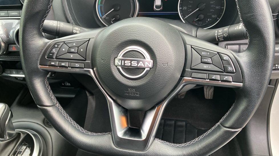 Nissan Juke 1.6 Hybrid N-Connecta 5dr Auto Hybrid Hatchback - Image 43