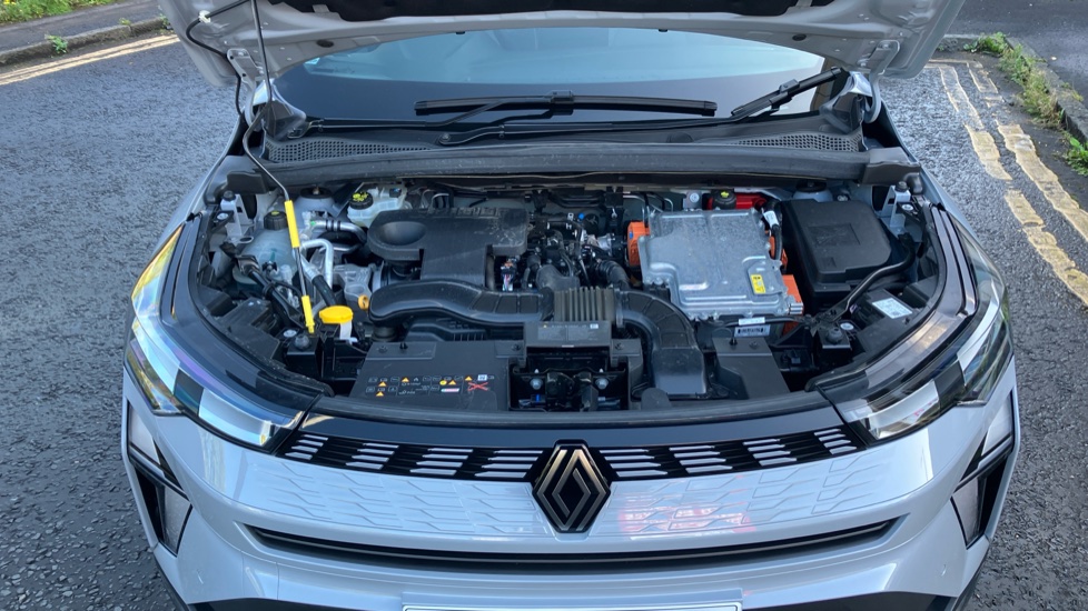 Renault Symbioz 1.6 E-Tech FHEV 145 Techno 5dr Auto Hybrid Estate - Image 8
