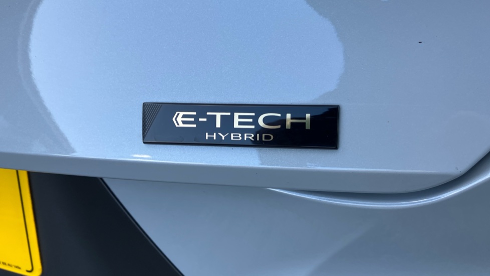 Renault Symbioz 1.6 E-Tech FHEV 145 Techno 5dr Auto Hybrid Estate - Image 26