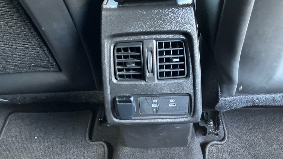 Renault Symbioz 1.6 E-Tech FHEV 145 Techno 5dr Auto Hybrid Estate - Image 33