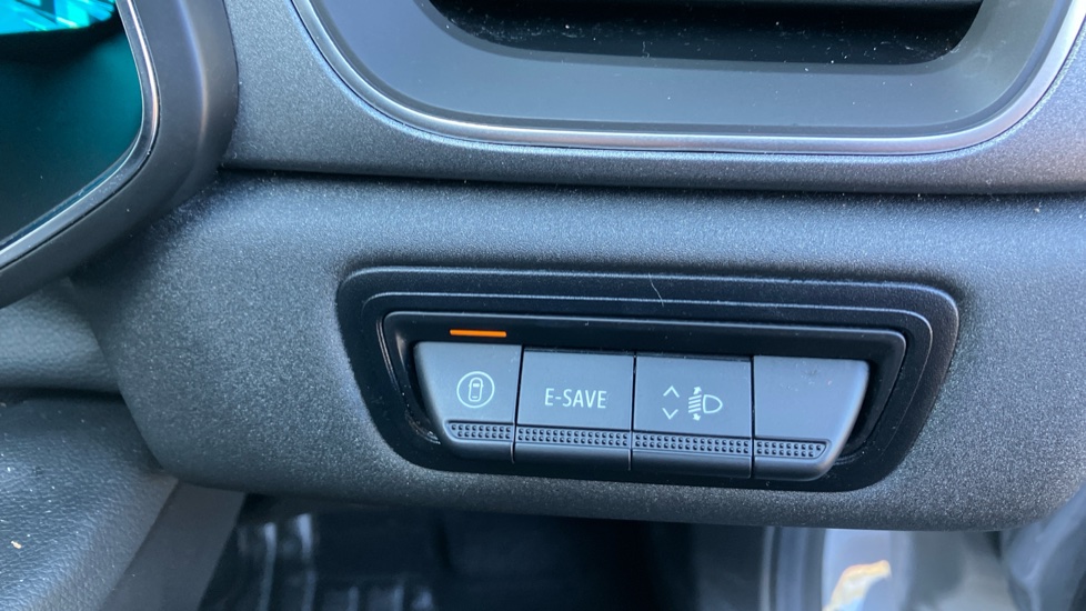 Renault Symbioz 1.6 E-Tech FHEV 145 Techno 5dr Auto Hybrid Estate - Image 42