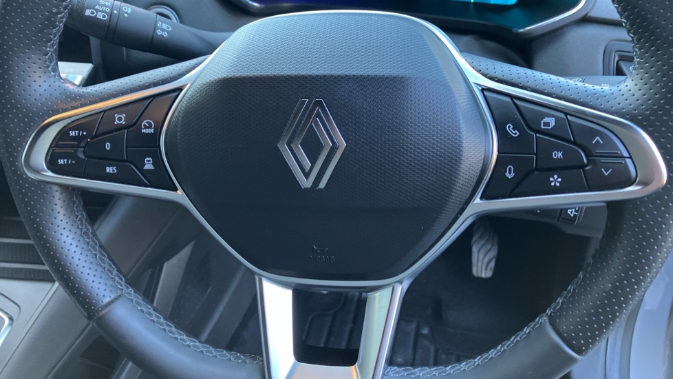 Renault Symbioz 1.6 E-Tech FHEV 145 Techno 5dr Auto Hybrid Estate - Image 43