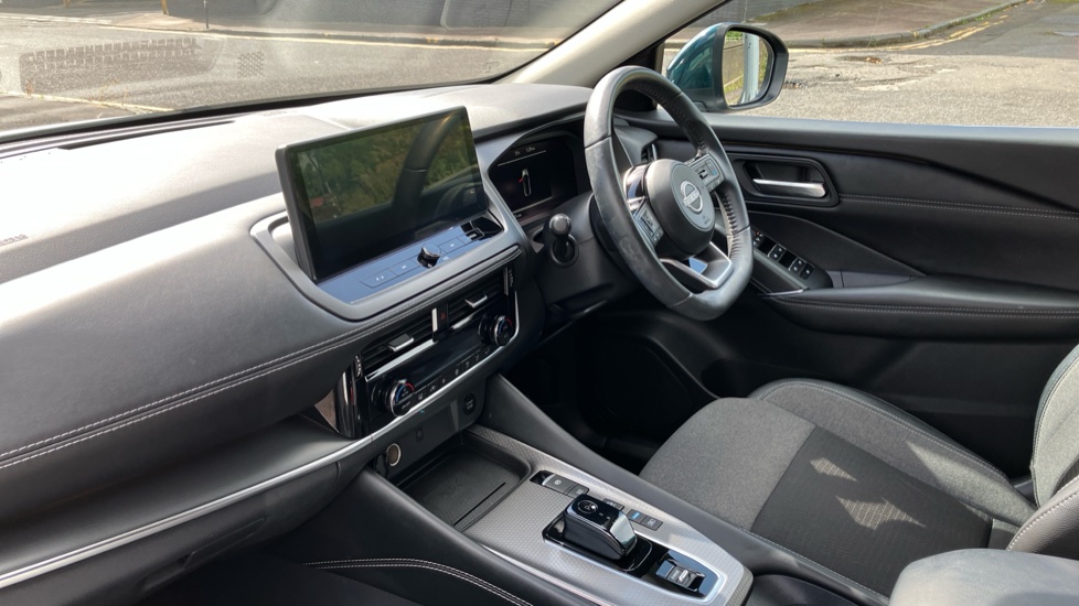 Nissan Qashqai 1.5 E-Power N-Connecta 5dr Auto Hybrid Hatchback - Image 9