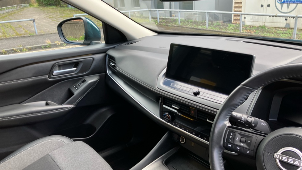Nissan Qashqai 1.5 E-Power N-Connecta 5dr Auto Hybrid Hatchback - Image 14